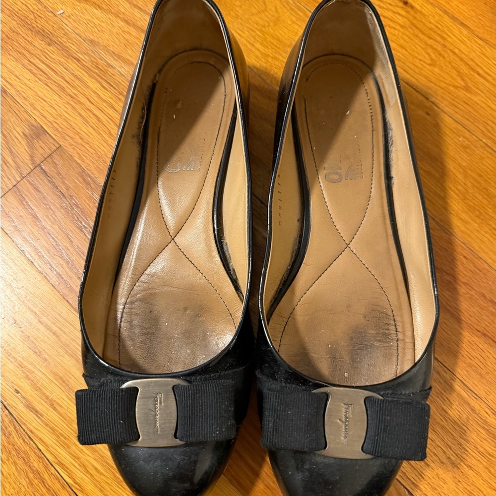 Ferragamo women’s ballet flats. Size 7